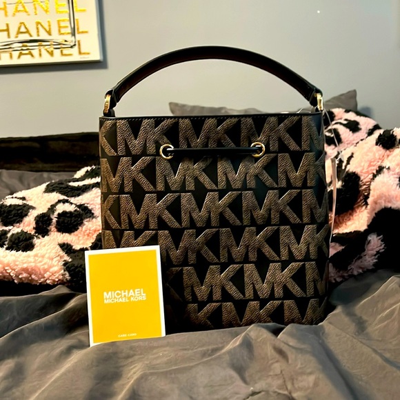 🎀 Michael Kors Suri Hand Bag - Picture 3 of 5